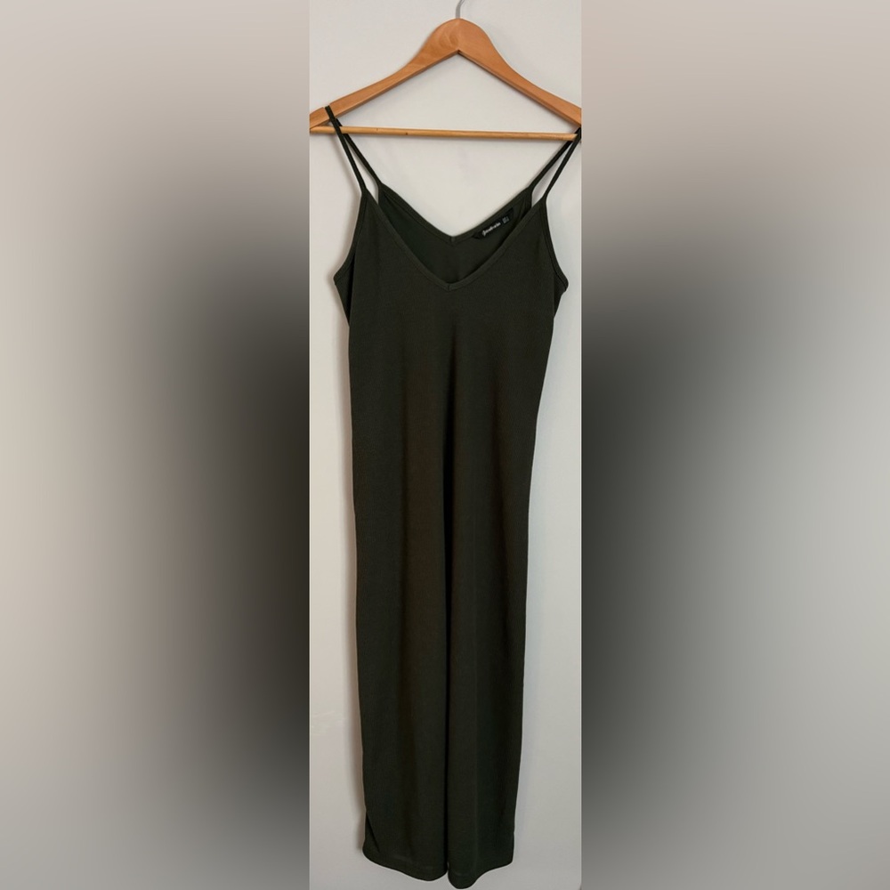Stradivarius Green ribbed midi dress
